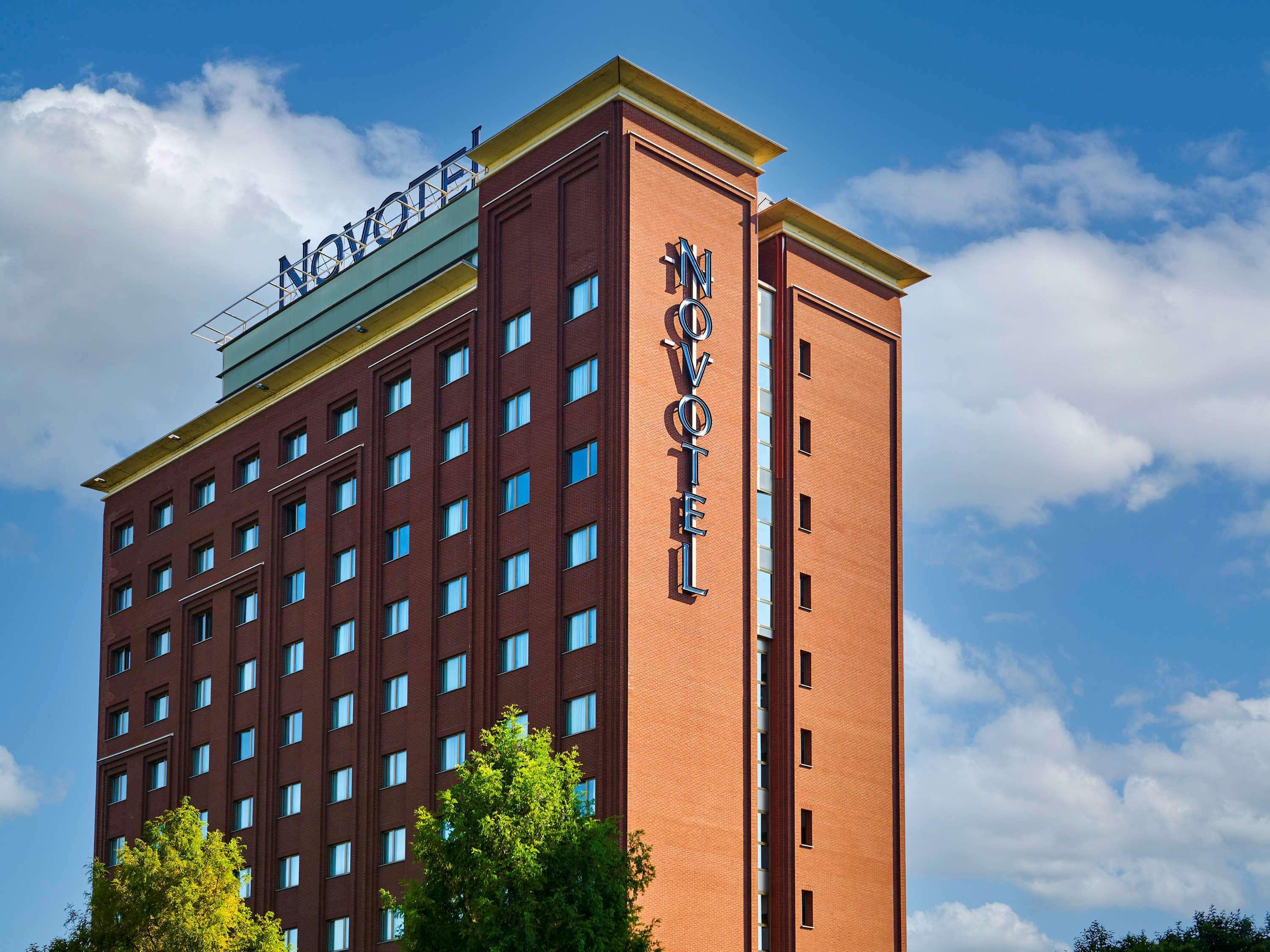 Novotel Torino Corso Giulio Cesare Exterior foto
